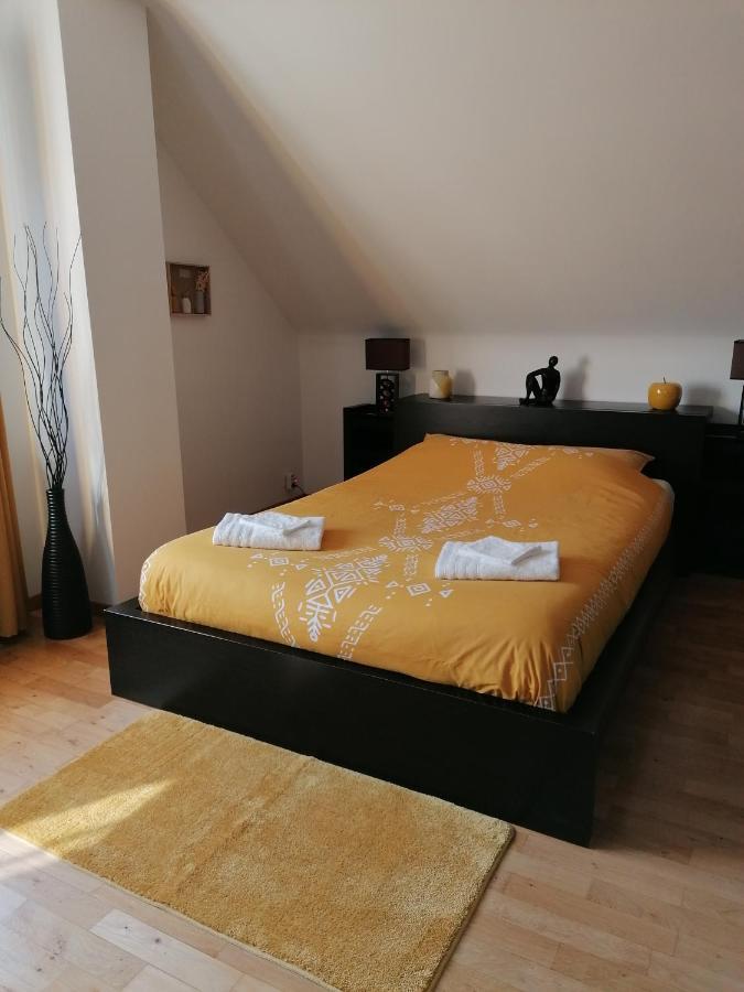 Le Clos Du Montys Louveigne ภายนอก รูปภาพ