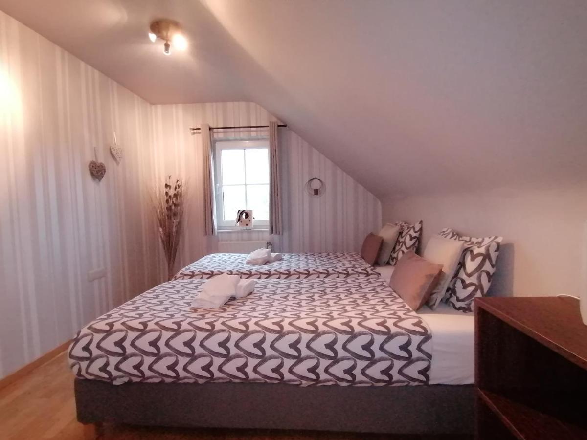 Le Clos Du Montys Louveigne ภายนอก รูปภาพ